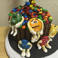 M&M's and KitKat cake.