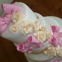 Wedding Cake - 3 tier Bows
