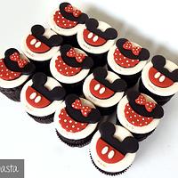 Mickey & Minnie Mouse Cupcakes