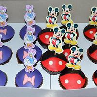 mickey and friends cake