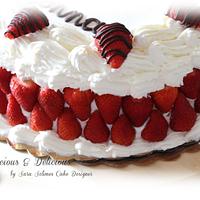 Strawberry cake for grandmother Rina!