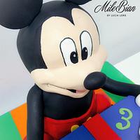 Mickey Mouse 3D cake