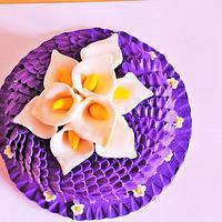Calla lily flower cake