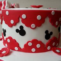 Mickey and Minnie Cake 