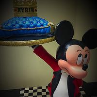 3D gravity defying Mickey Mouse cake