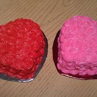 Mini heart cakes