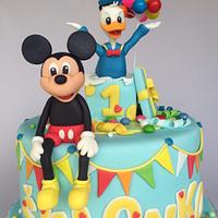 Mickey and Donald Duck cake