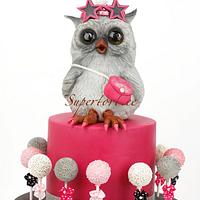 Disco owl in pink and black