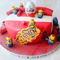 Minion kinder egg cake