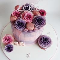 Watercolour buttercream roses drip cake