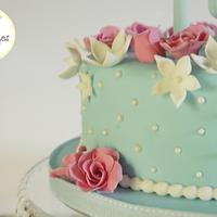 Pale blue flower cake 