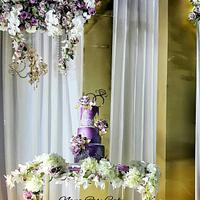 Dark Purple Mitalic wedding cake 