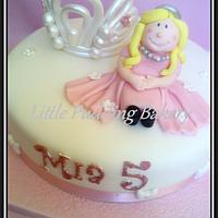 Mia's 'Princess' cake