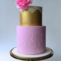 Wafer Paper Rose flower. Gold painted. Edible Lace and Stencil designed cake.