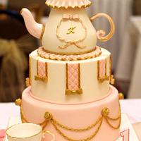 Pink and Gold Teapot cake