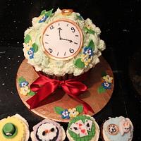 Alice in Wonderland Giant Cupcake & Cupcakes