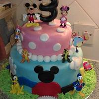 my favourite cake. minnie mouse clubhouse