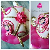 Cinderella Coach cake