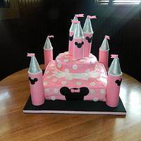 Minnie Mouse Castle cake