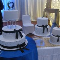 Simple Black and White Wedding cakes