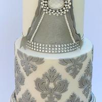 Silver onlay cake 