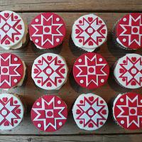Scandinavian style Christmas cupcakes