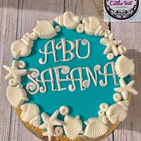 seashells summer themed cake 