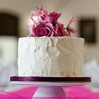Small Wedding Cake with sugar flowers