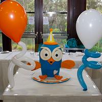 GIGGLE AND HOOT 1ST BIRTHDAY CAKE