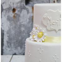 Daisies First Communion Cake