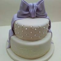 Vintage Wedding Cake & Cupcakes