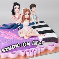 Violetta Studio On Beat Cake/ Tort Violetta Francesca