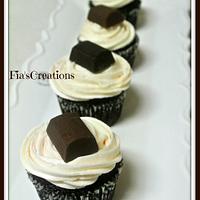 Dark Chocolate Hershey's Nugget's Cupcakes