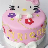 "Hello Kitty's birthday cake"