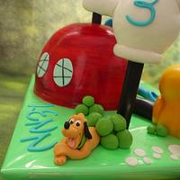 Mickey Mouse clubhouse cake