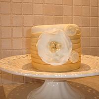 Golden ombre mini cake