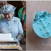 Cake for the Queen- cake Masters July issue!