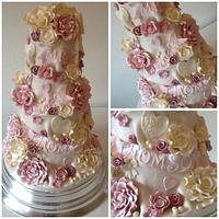 Ivory & dusky pink four tired wedding cake