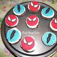 spiderman cupcakes