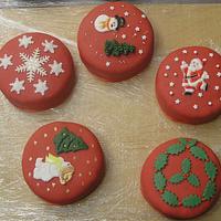 Small red christmas cakes