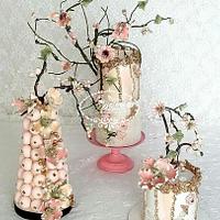Flowery Wedding Cake 