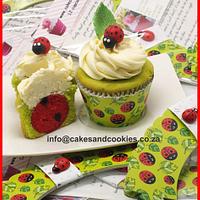 Ladybirds Inside My Cakes And Cupcakes