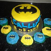 Batman cake with cupcakes