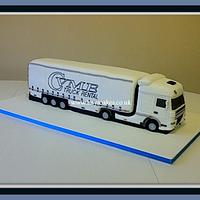 DAF 105 Lorry Cake with Trailer and Curtains