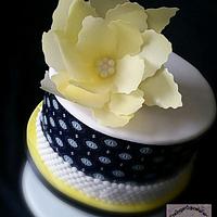 Sunshine Rice Paper Flower Cake