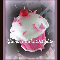 Butterfly Cupcake Cake