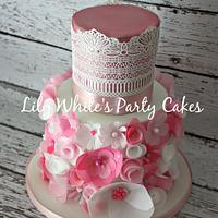 Wafer Paper Flower and Lace Cake