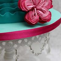 ombre ruffle rose cake 