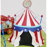 Circus Vintage Wagons Cake