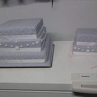 violet wedding cake